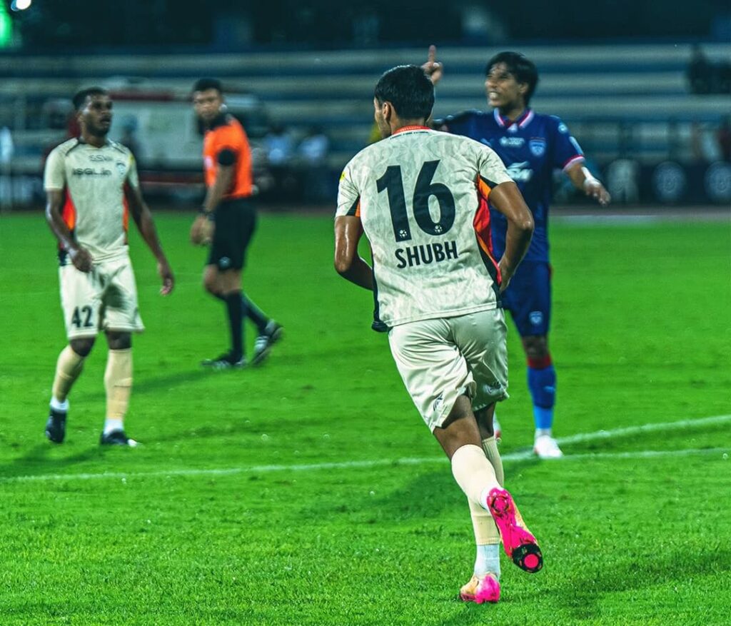 Chennaiyin FC in action against Bengaluru FC